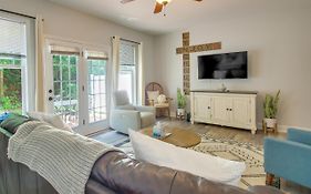 Lynchburg Rental With Deck Near Downtown!